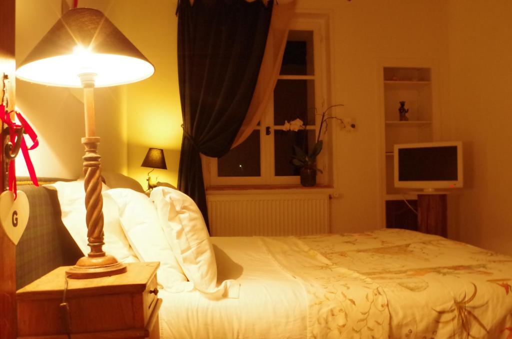 Menetou-sur-Nahon La Touche B&B 객실 사진
